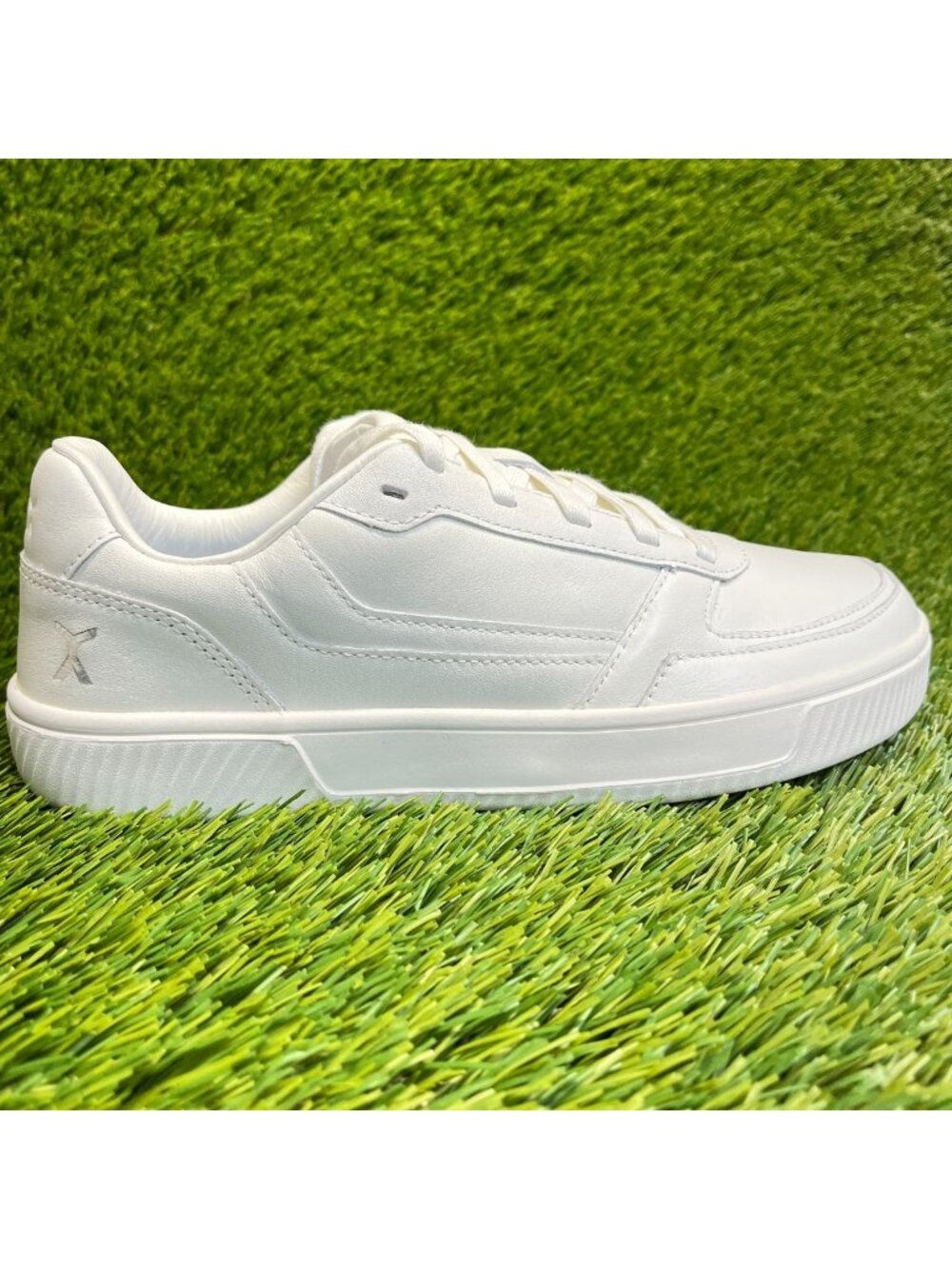 Flux Footwear Adapt Leather Trainer White Womens Size 9 Athletic Shoes Sneakers